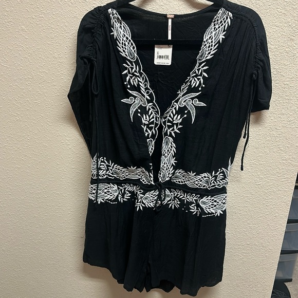 Free people Weila romper - size Small - Picture 5 of 12